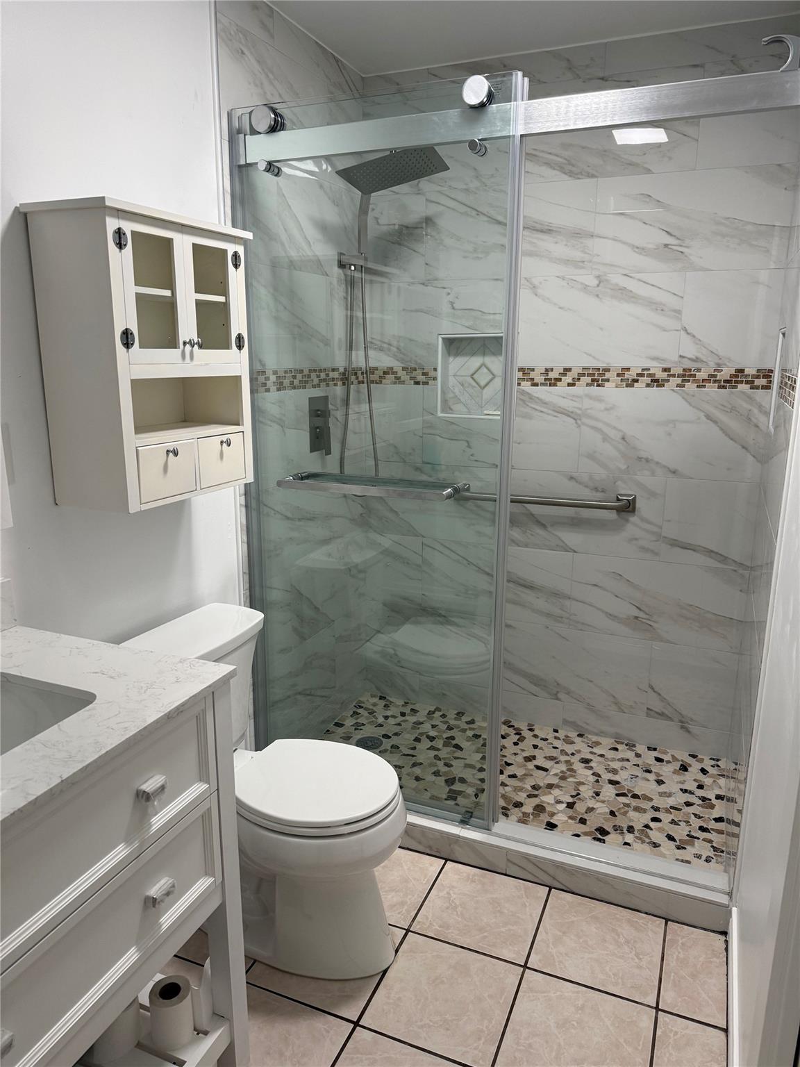 1214 Baron HIlls Dr # 207, Austin, TX 78704