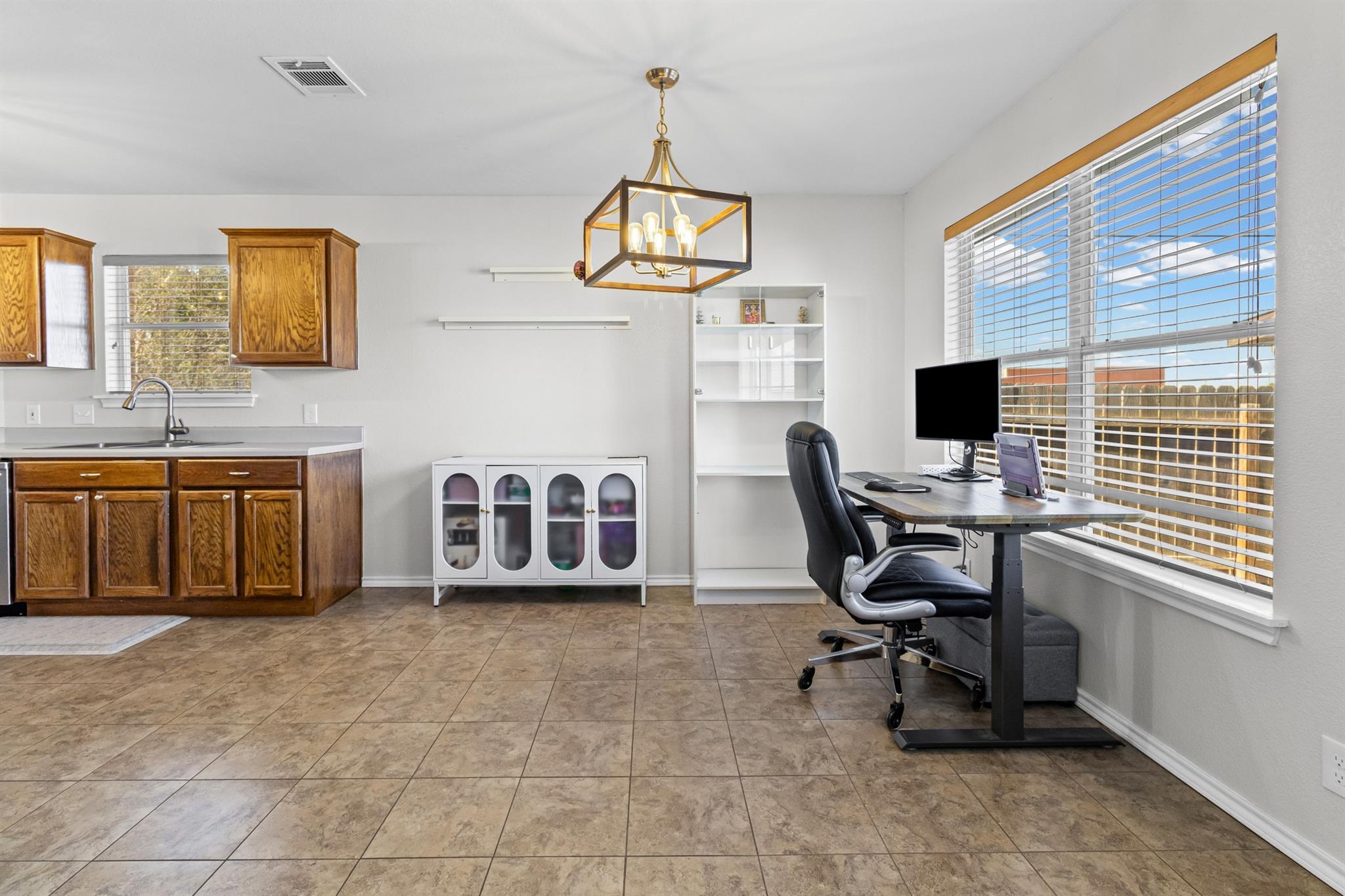 1318 Settlers Valley Dr, Pflugerville, TX 78660