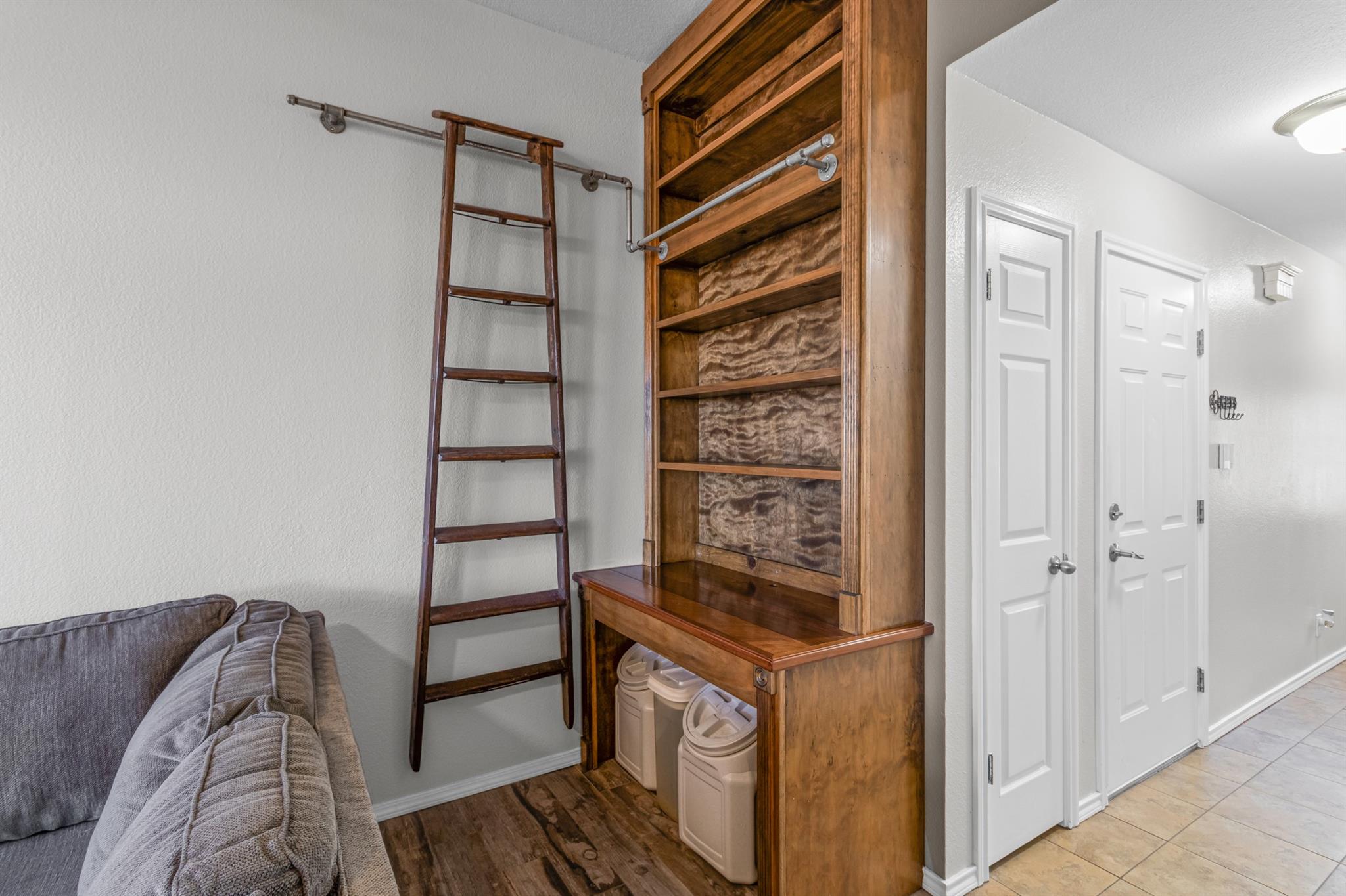 1318 Settlers Valley Dr, Pflugerville, TX 78660