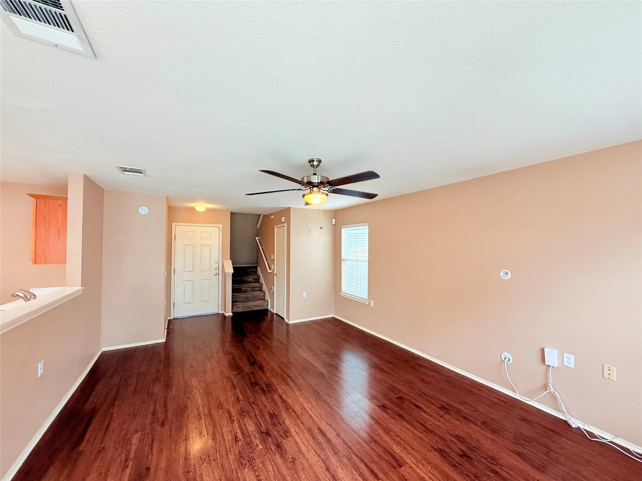 5313 Hutchinson Dr, Austin, TX 78723