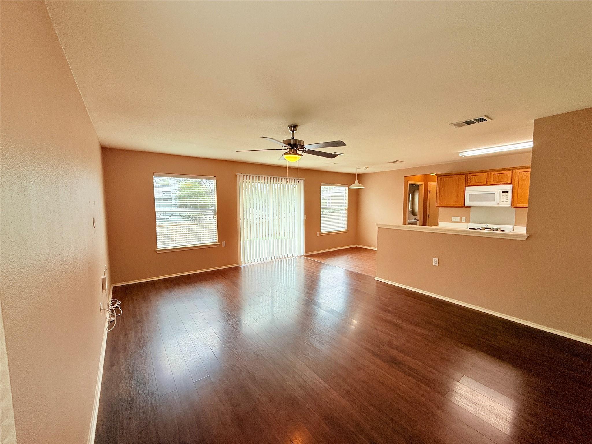 5313 Hutchinson Dr, Austin, TX 78723