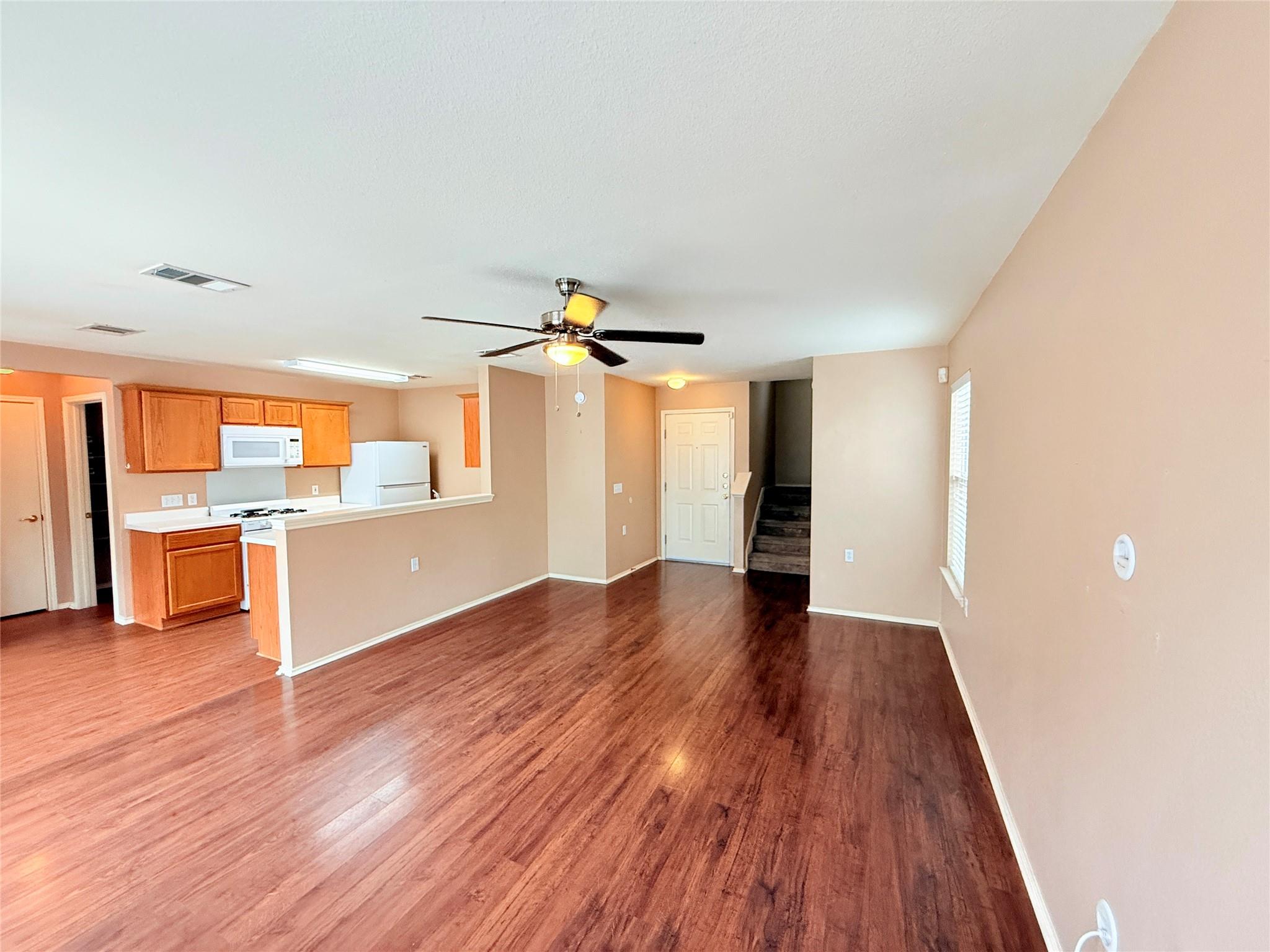 5313 Hutchinson Dr, Austin, TX 78723