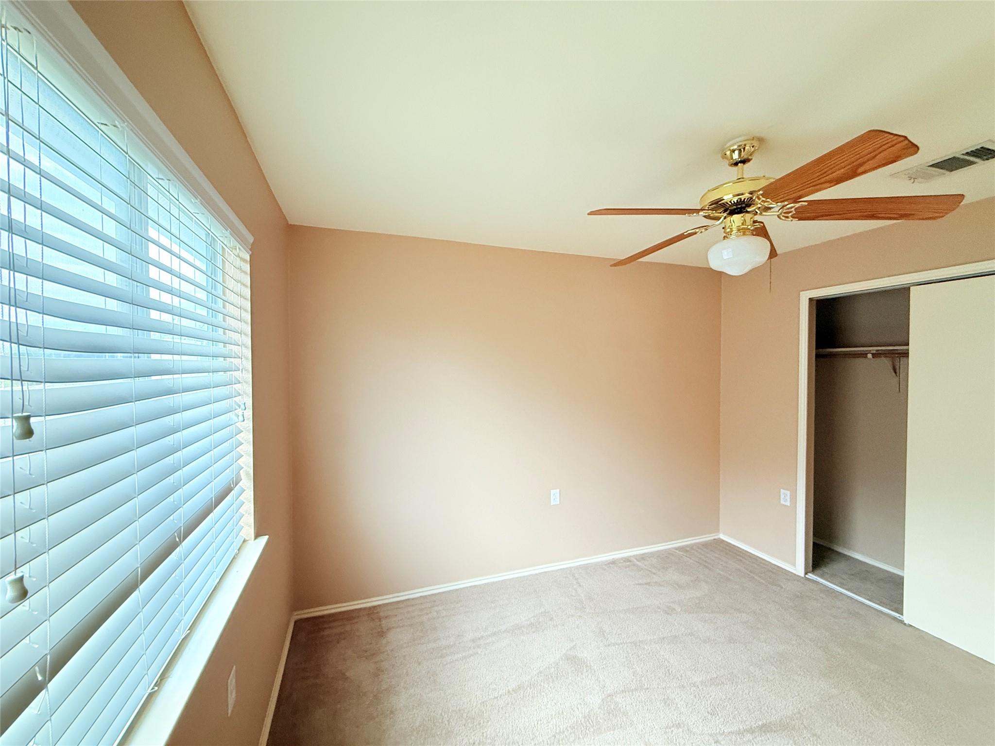 5313 Hutchinson Dr, Austin, TX 78723