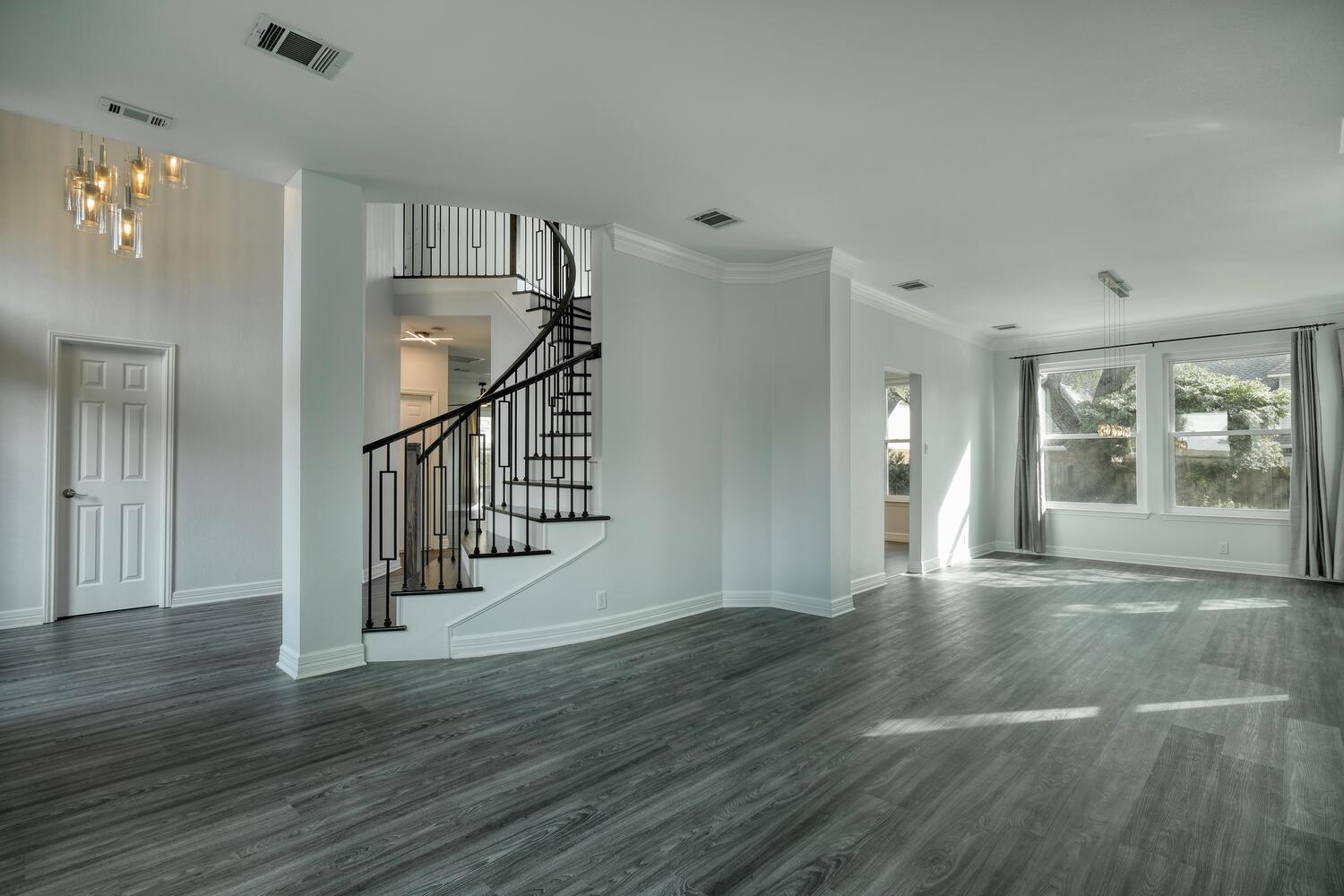 10205 Open Gate Dr, Austin, TX 78726