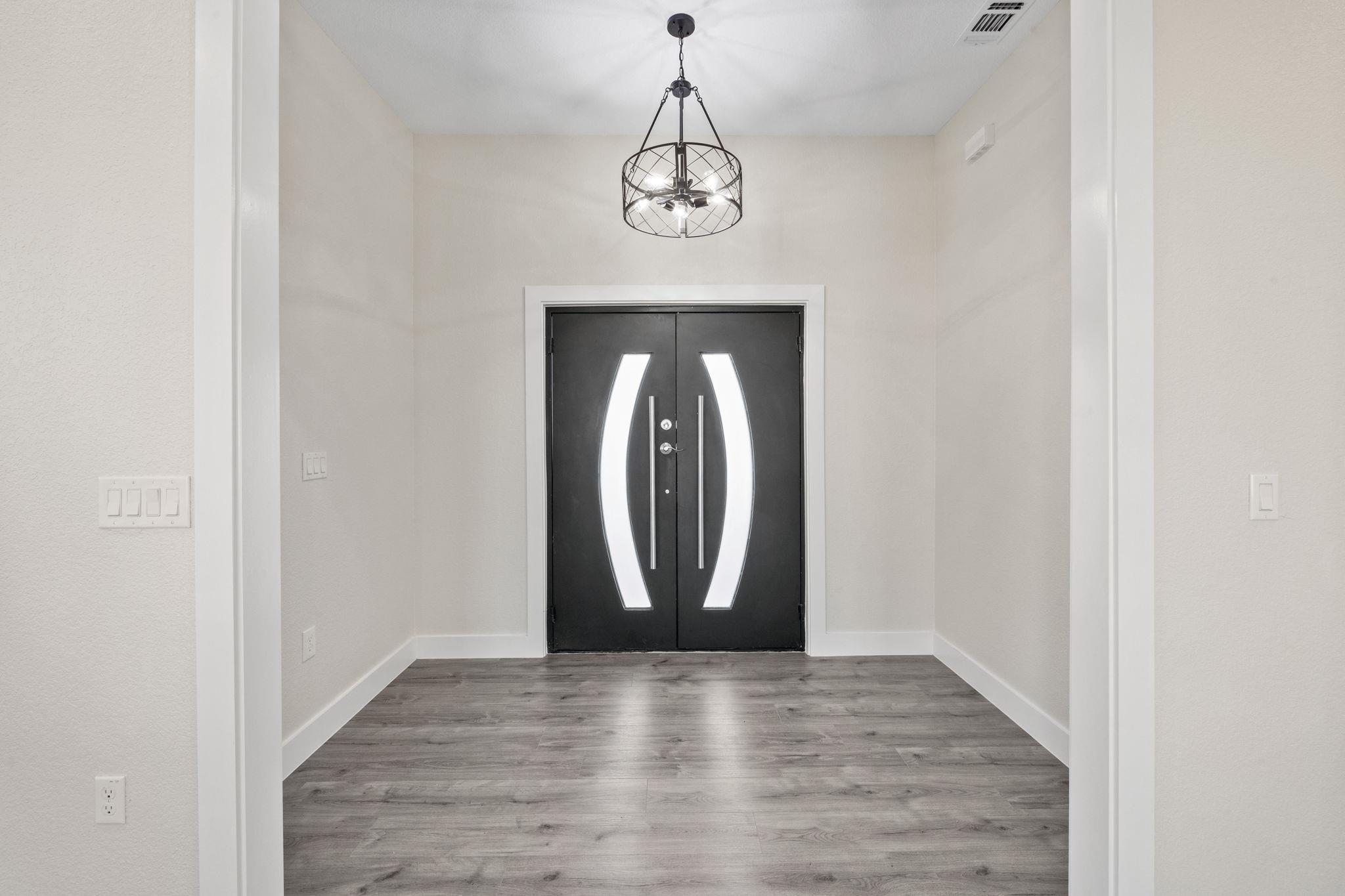 210 Jacaranda Dr, Dale, TX 78616