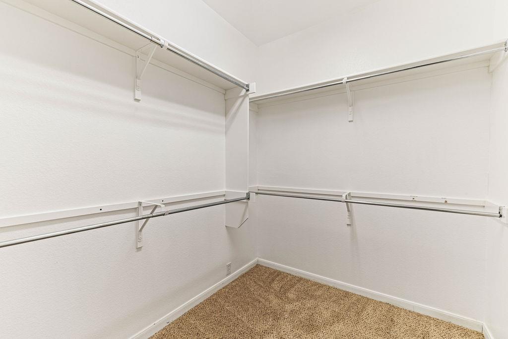 2134 Paradise Ridge Dr, Round Rock, TX 78665