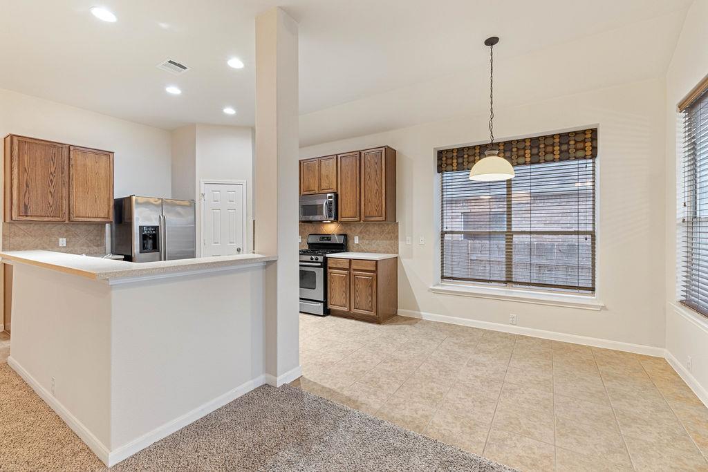 2134 Paradise Ridge Dr, Round Rock, TX 78665