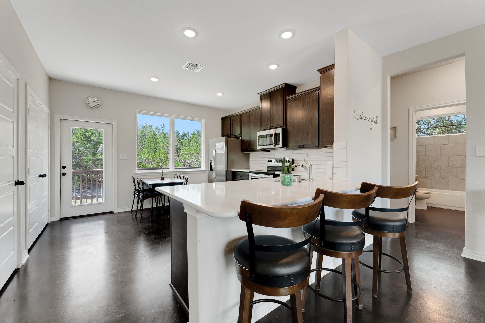 1089 Hidden Hills Dr # B, Dripping Springs, TX 78620