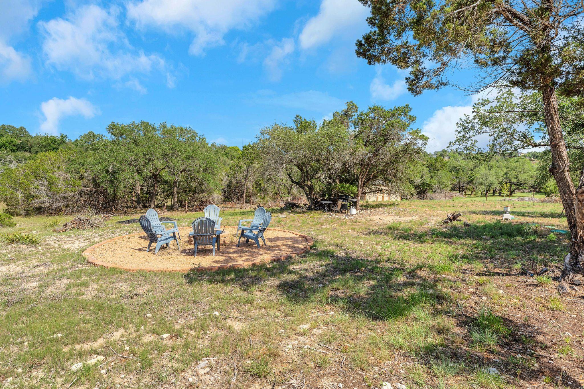 1089 Hidden Hills Dr # B, Dripping Springs, TX 78620