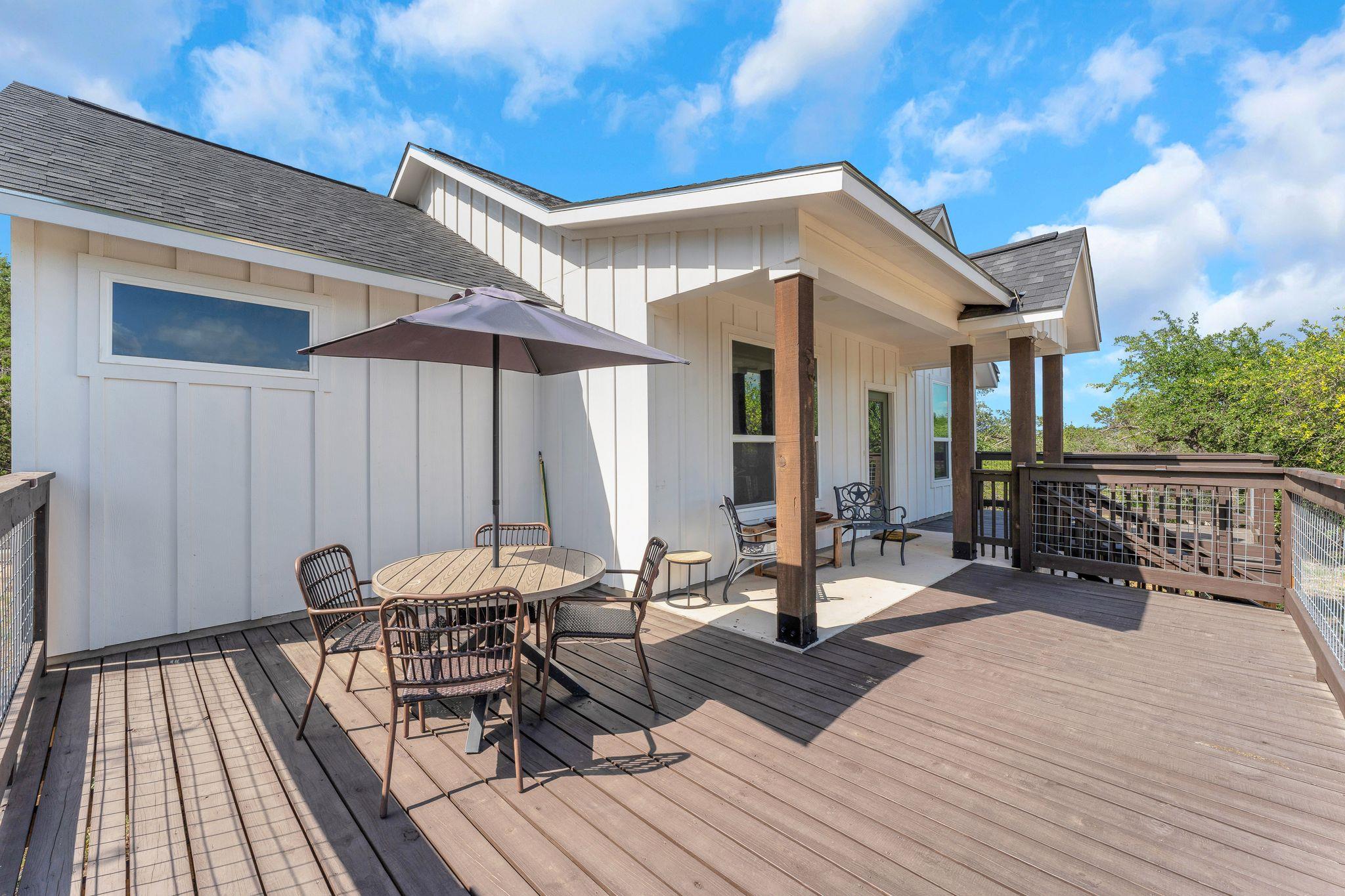 1089 Hidden Hills Dr # B, Dripping Springs, TX 78620