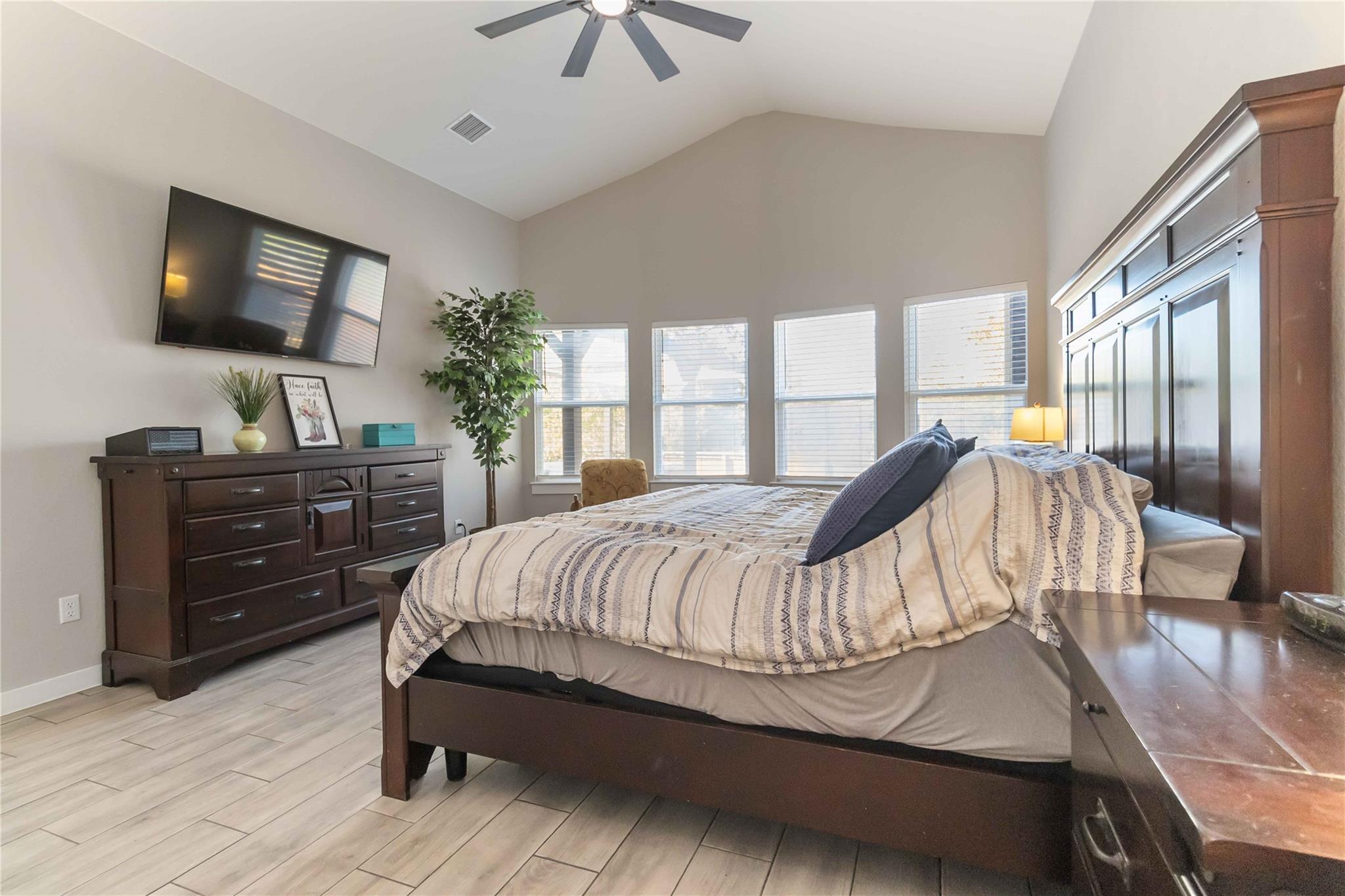 116 Charles Zanco Dr, Bastrop, TX 78602