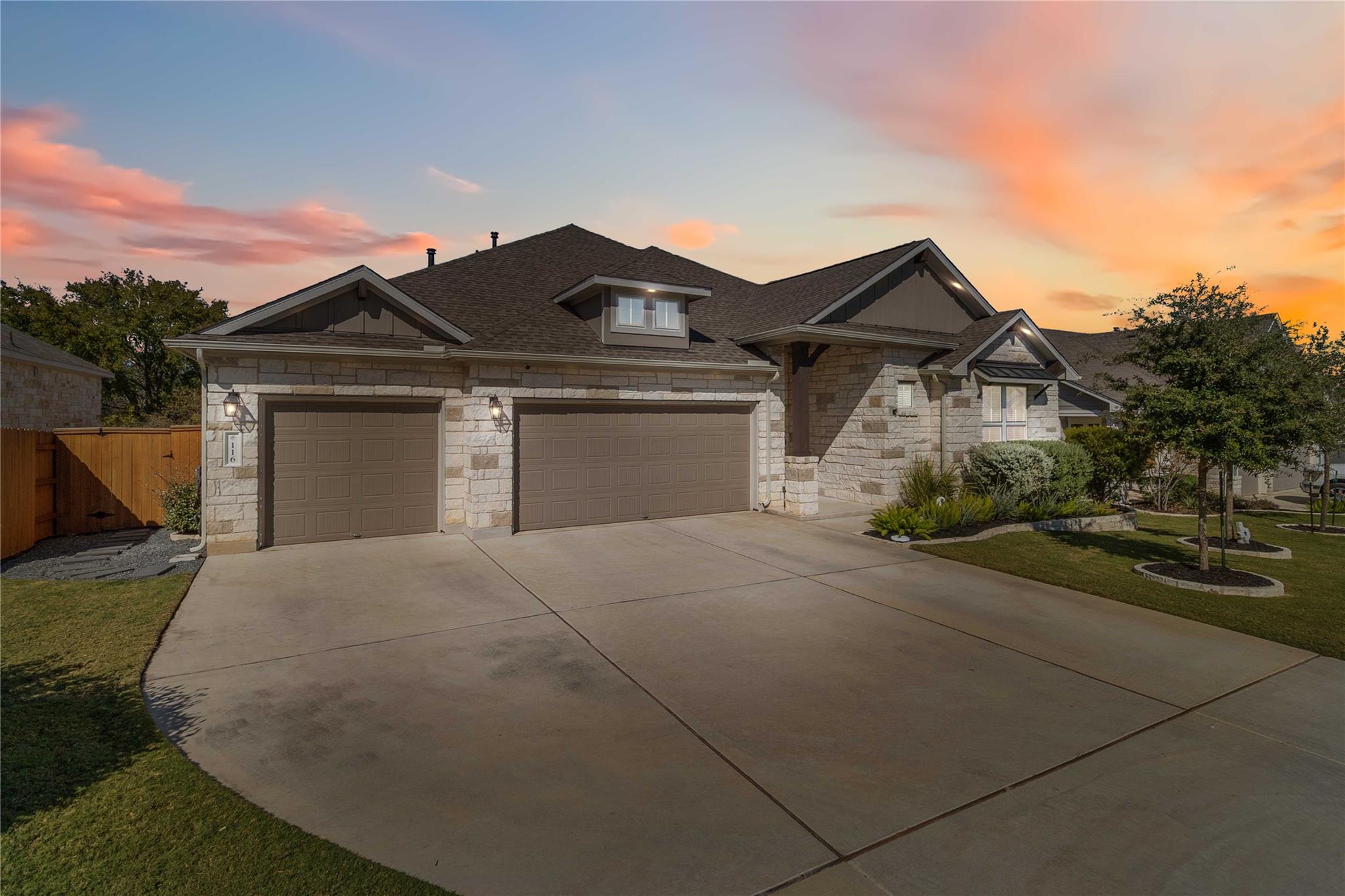 116 Charles Zanco Dr, Bastrop, TX 78602