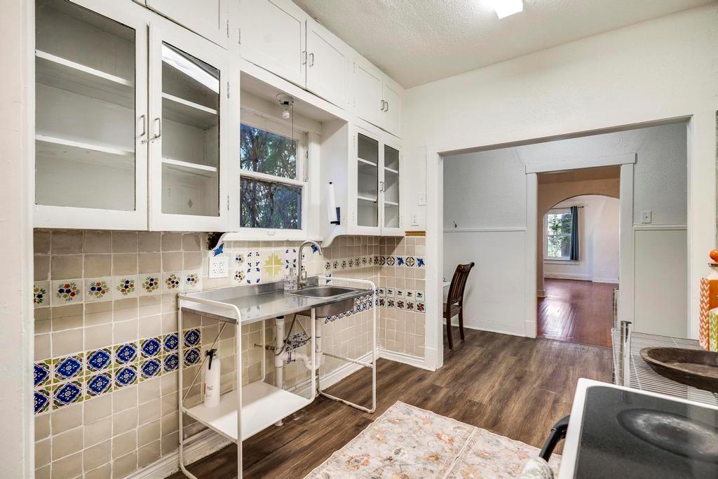 1434 Hicks Ave, San Antonio, TX 78210