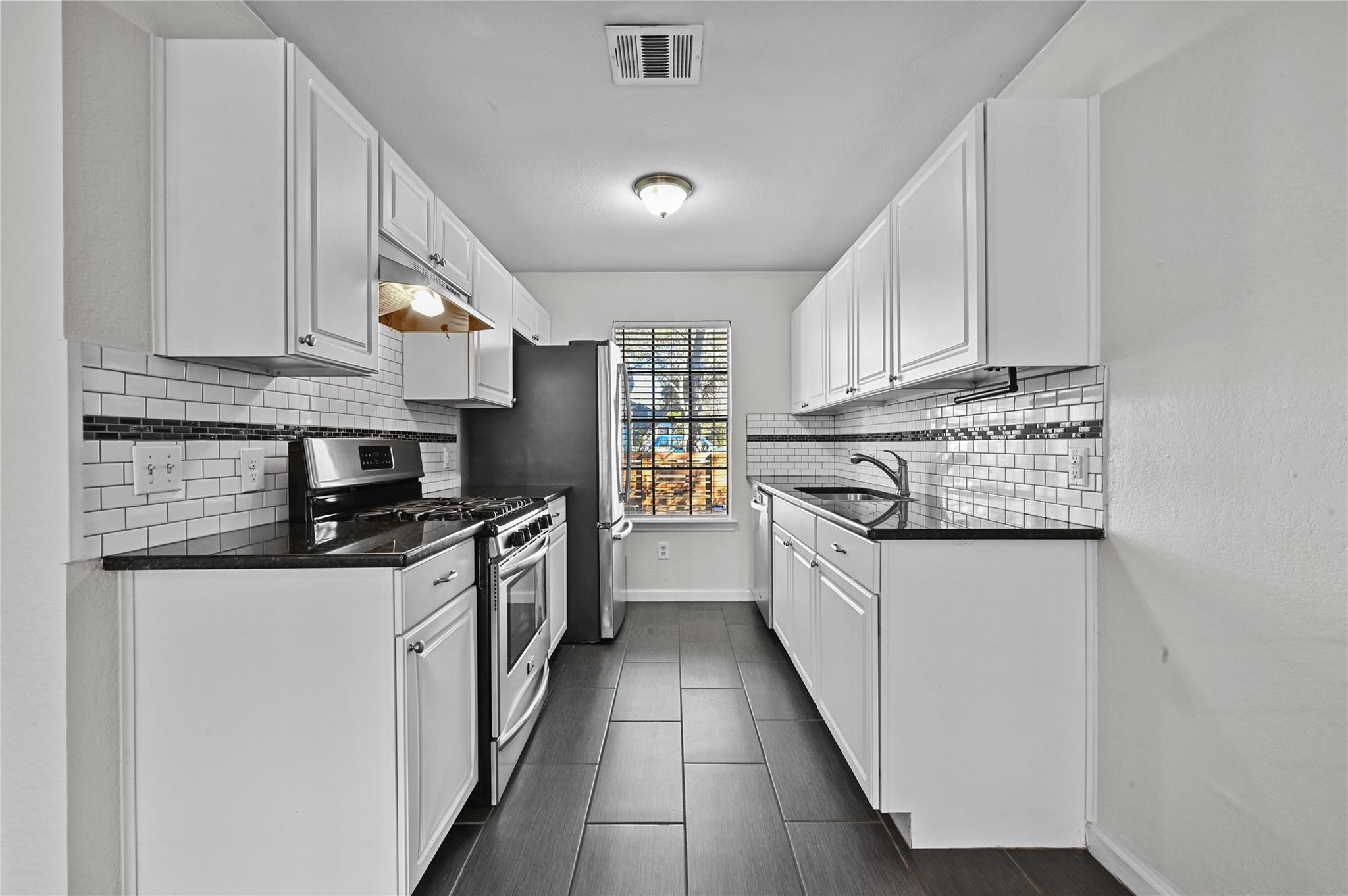 8730 Birmingham Dr, Austin, TX 78748