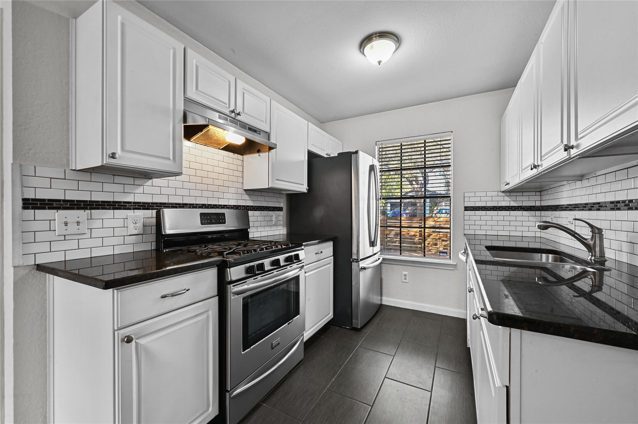 8730 Birmingham Dr, Austin, TX 78748