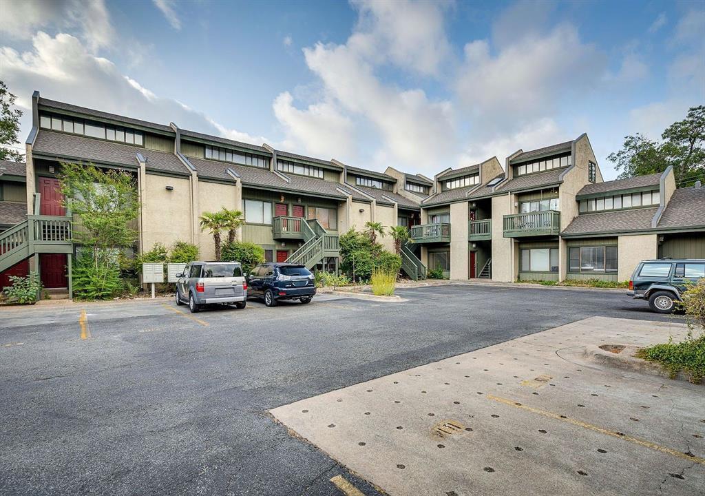 601 Nelray Blvd # 15, Austin, TX 78751