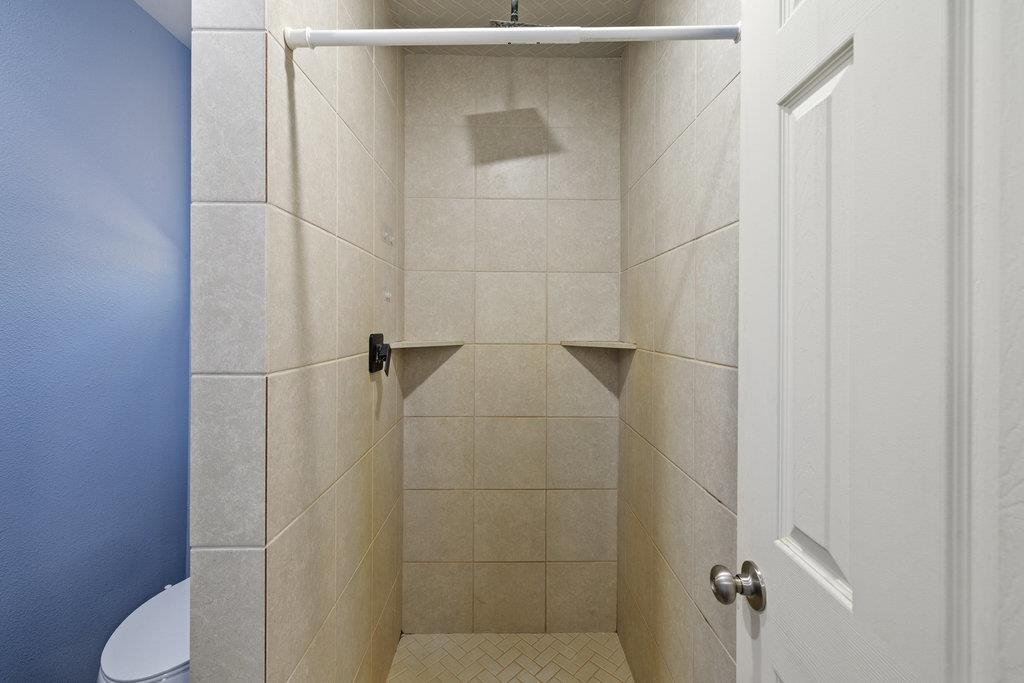 2540 FM 20, Red Rock, TX 78662