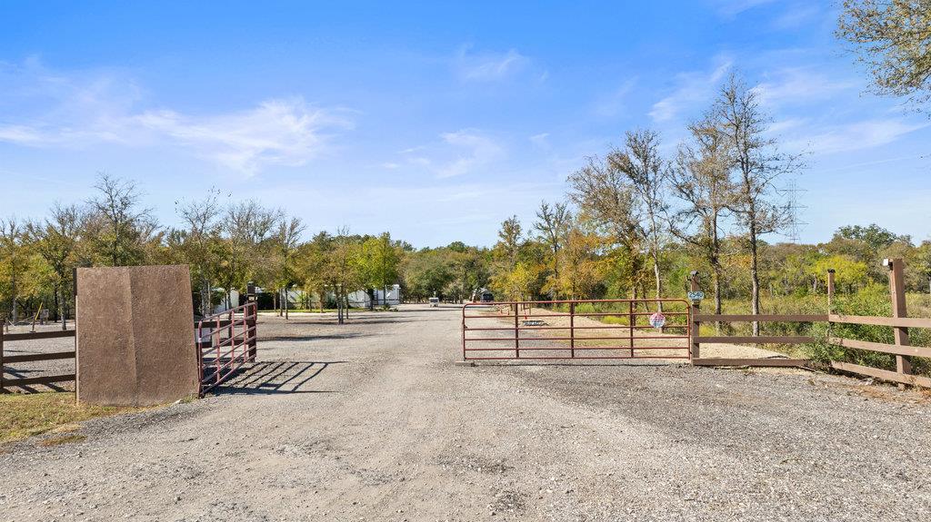 2540 FM 20, Red Rock, TX 78662