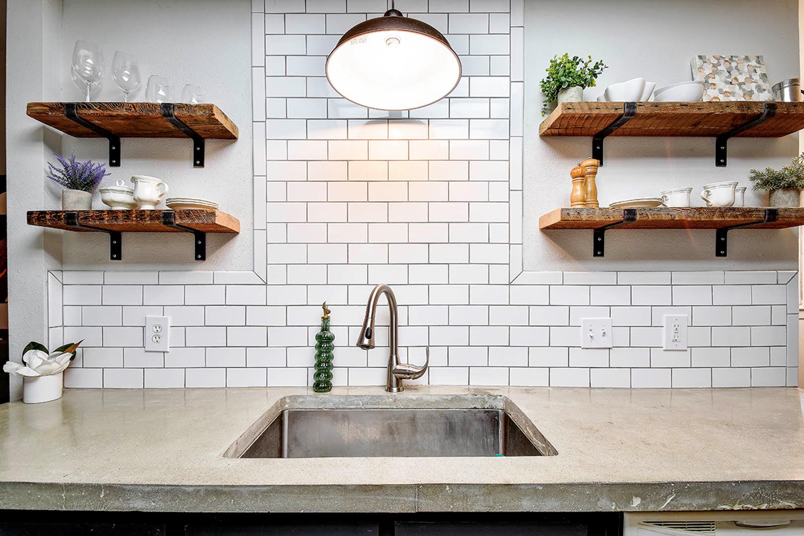 937 Sundance St, New Braunfels, TX 78130