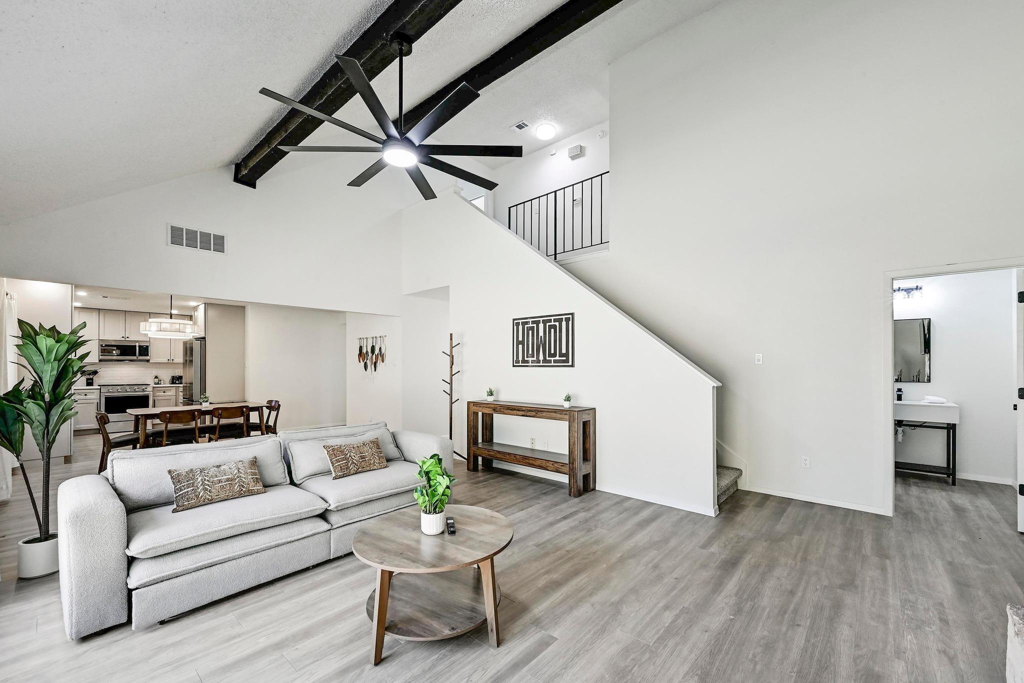 7107 Teaberry Dr, Austin, TX 78745