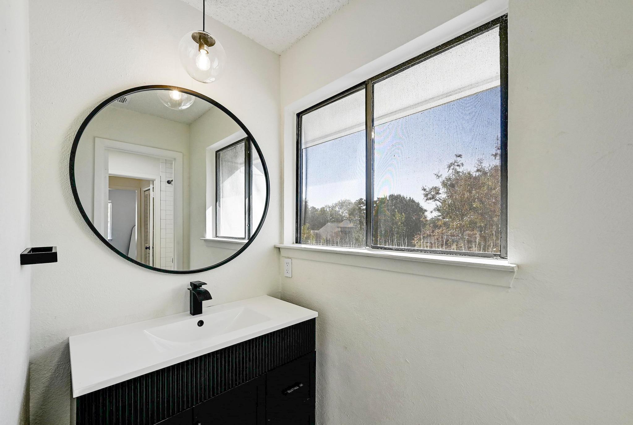 7107 Teaberry Dr, Austin, TX 78745