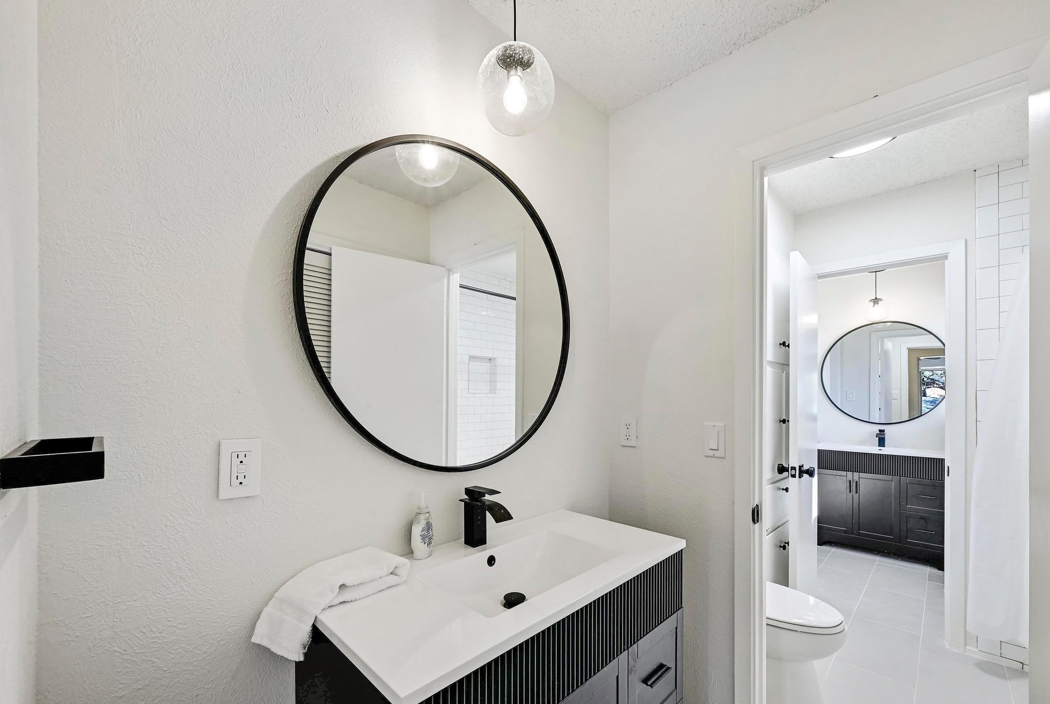 7107 Teaberry Dr, Austin, TX 78745