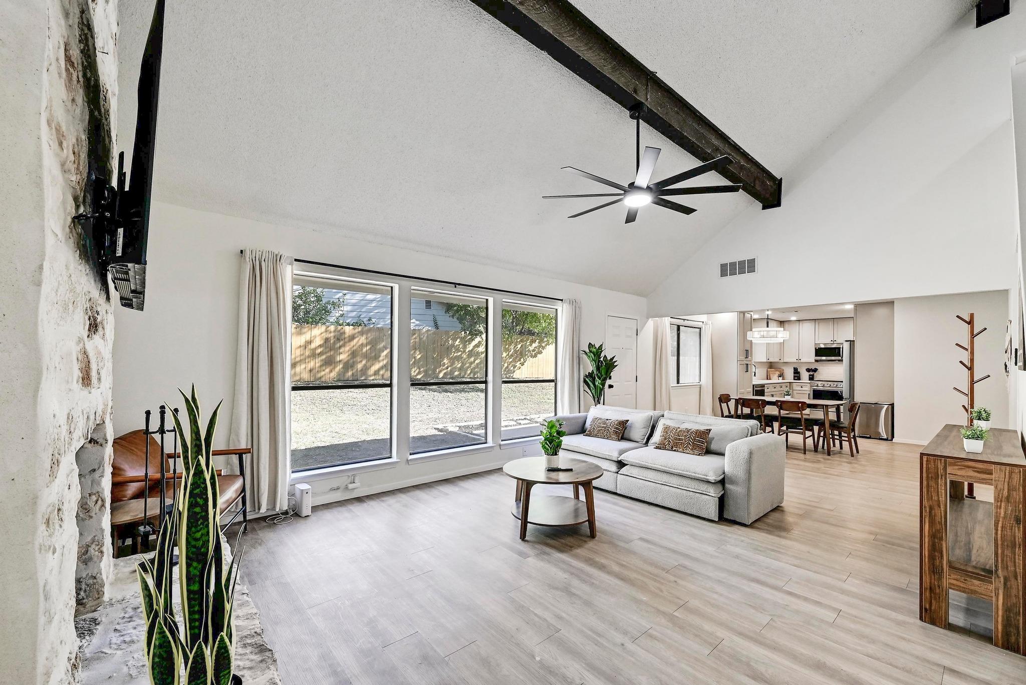 7107 Teaberry Dr, Austin, TX 78745