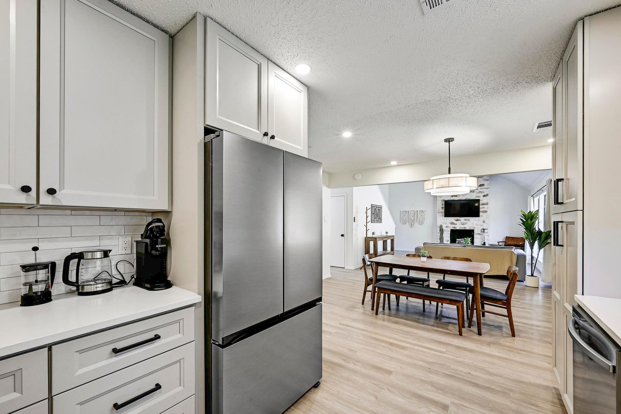 7107 Teaberry Dr, Austin, TX 78745