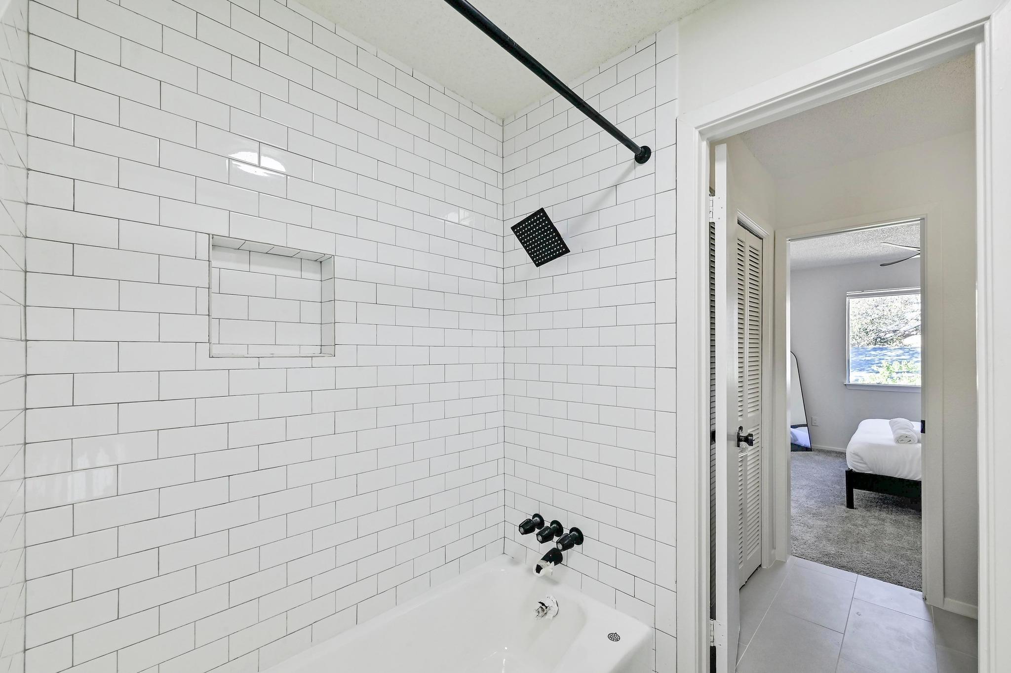 7107 Teaberry Dr, Austin, TX 78745