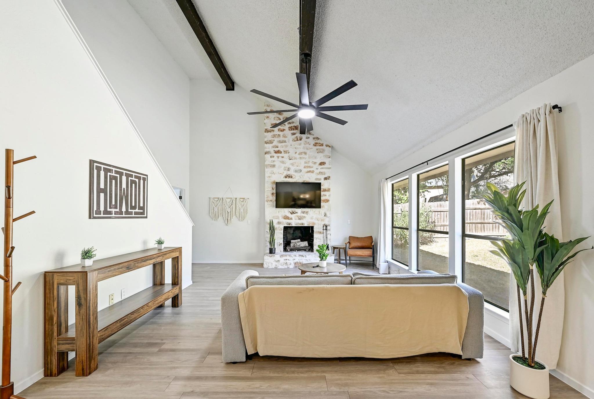 7107 Teaberry Dr, Austin, TX 78745