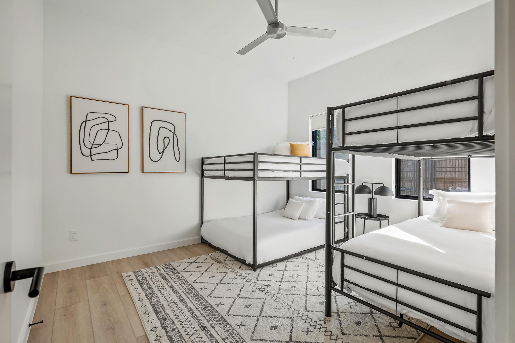 1836 Bluebonnet Ln, Kingsland, TX 78639