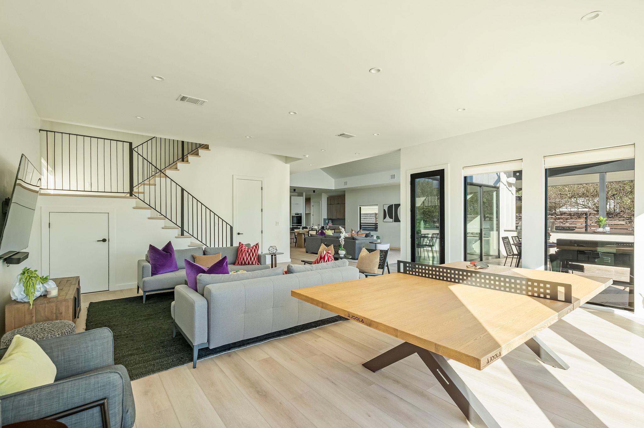 1836 Bluebonnet Ln, Kingsland, TX 78639