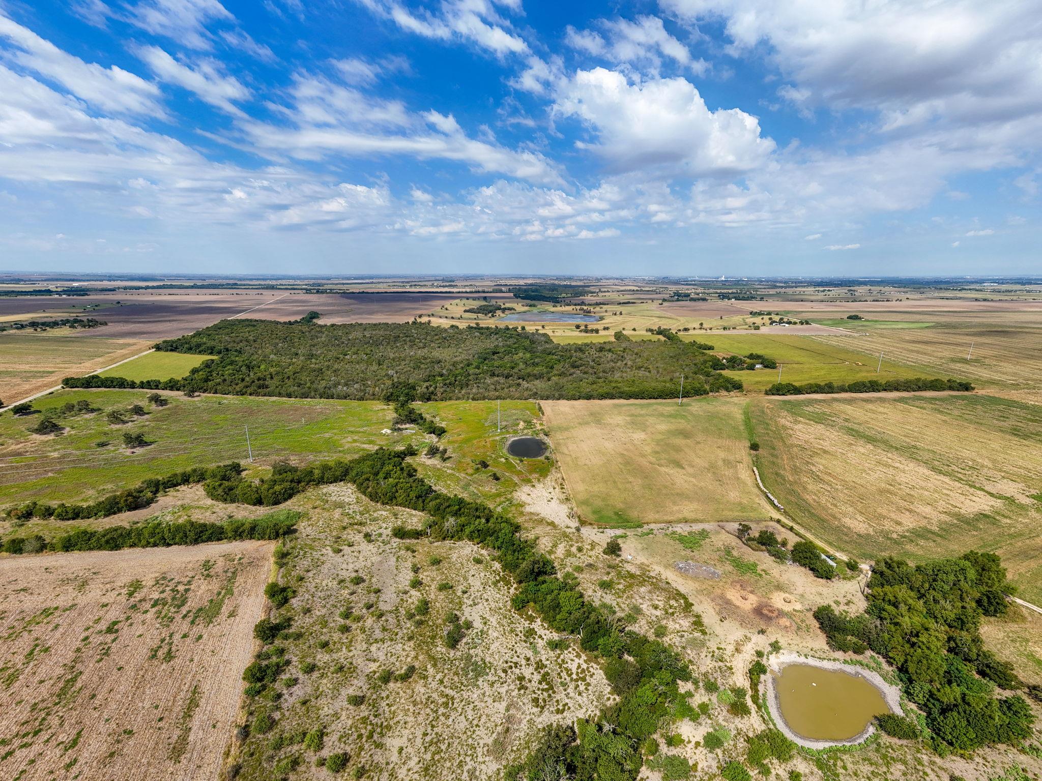 1451 CR 483, Taylor, TX 76574