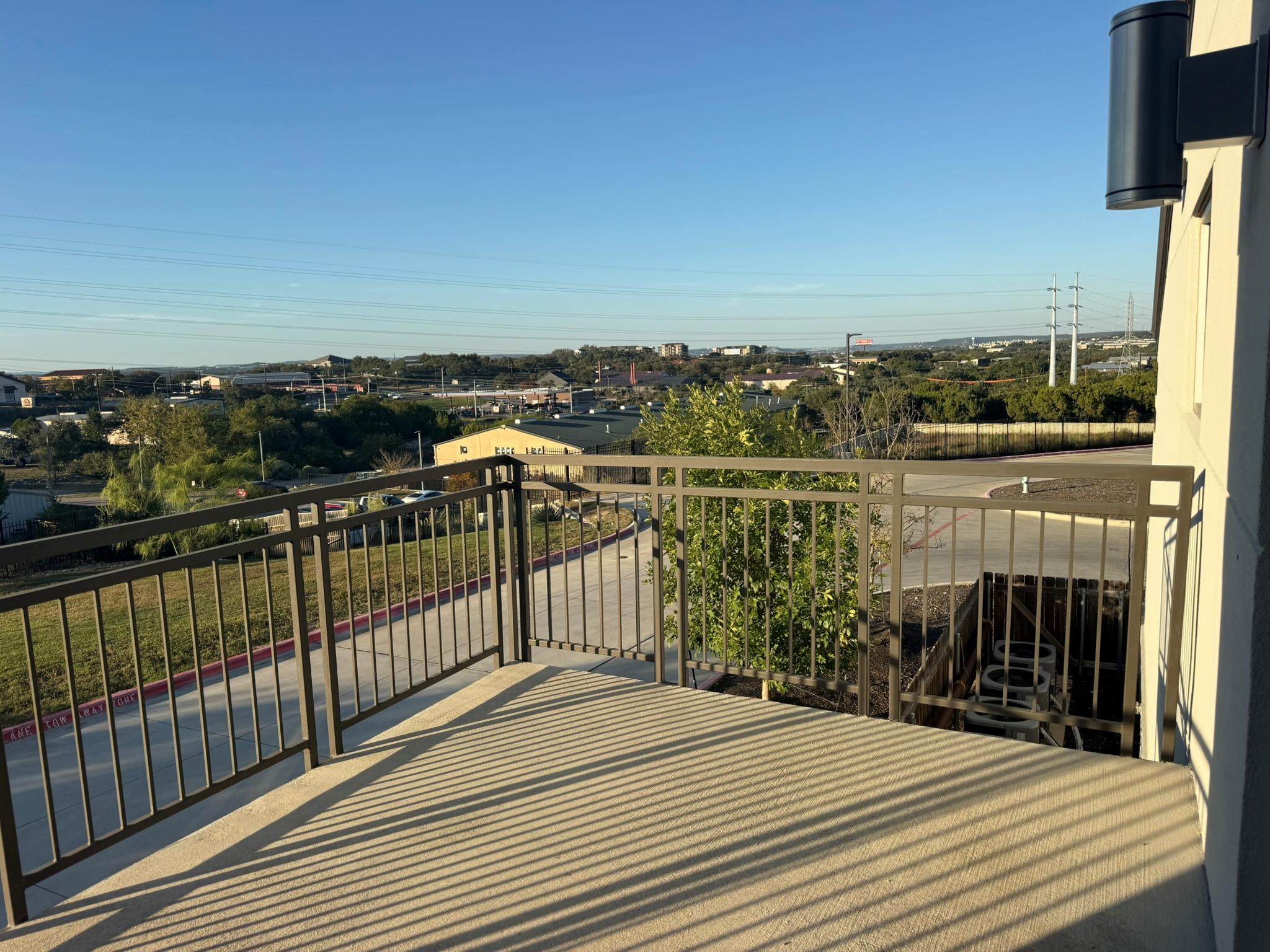 1009 Rm-620 Rd # 417, Lakeway, TX 78734