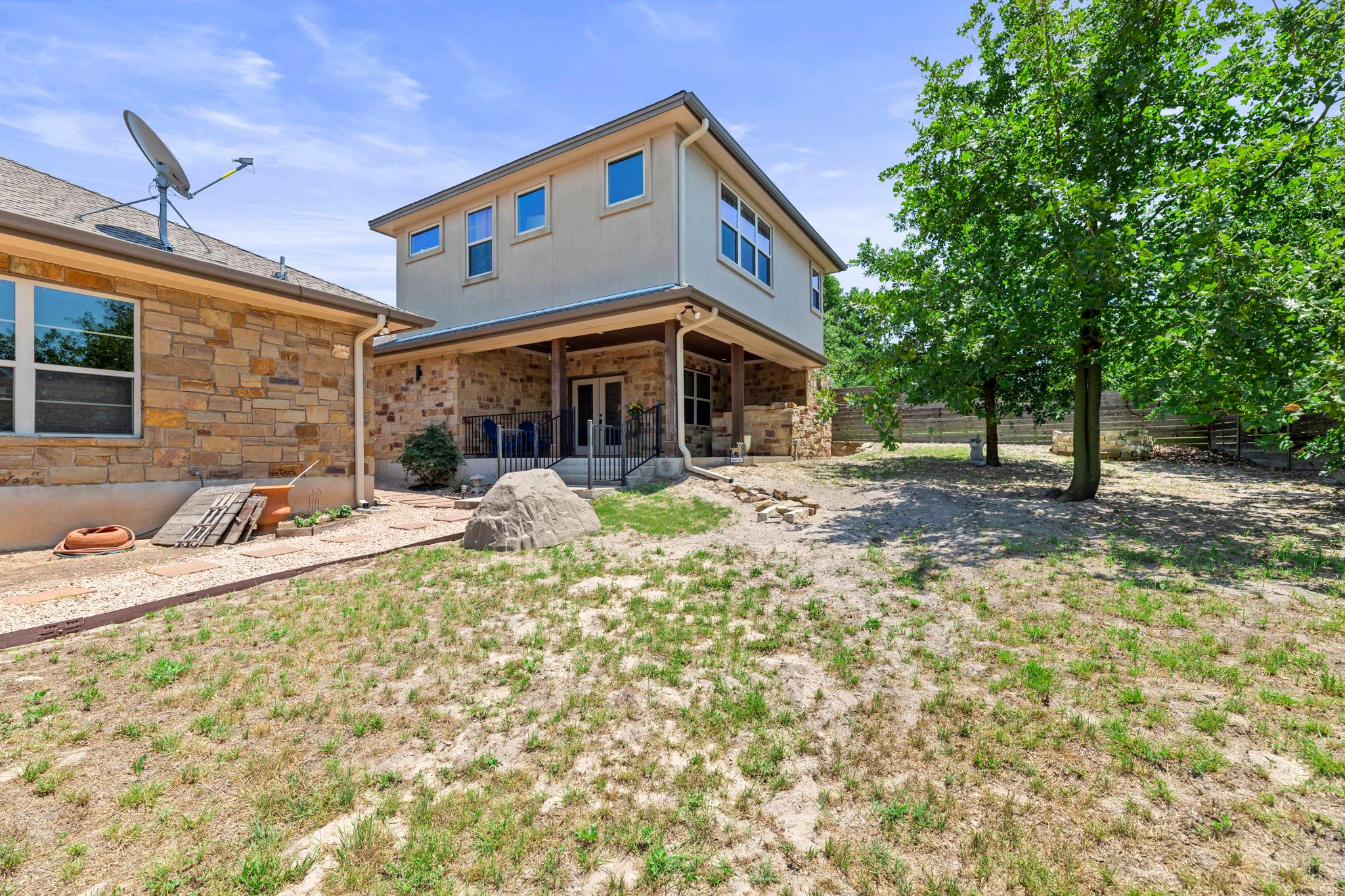 116 Kipahulu Dr, Bastrop, TX 78602