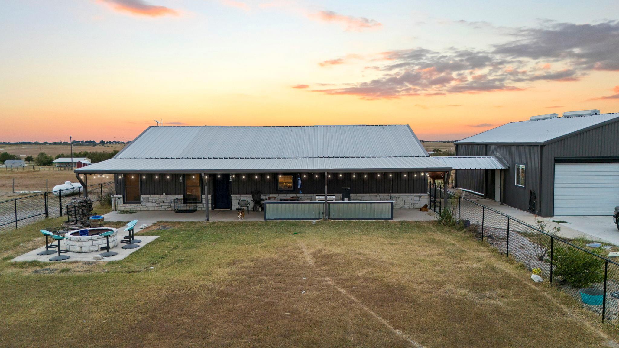 1767 County Road 420, Taylor, TX 76574