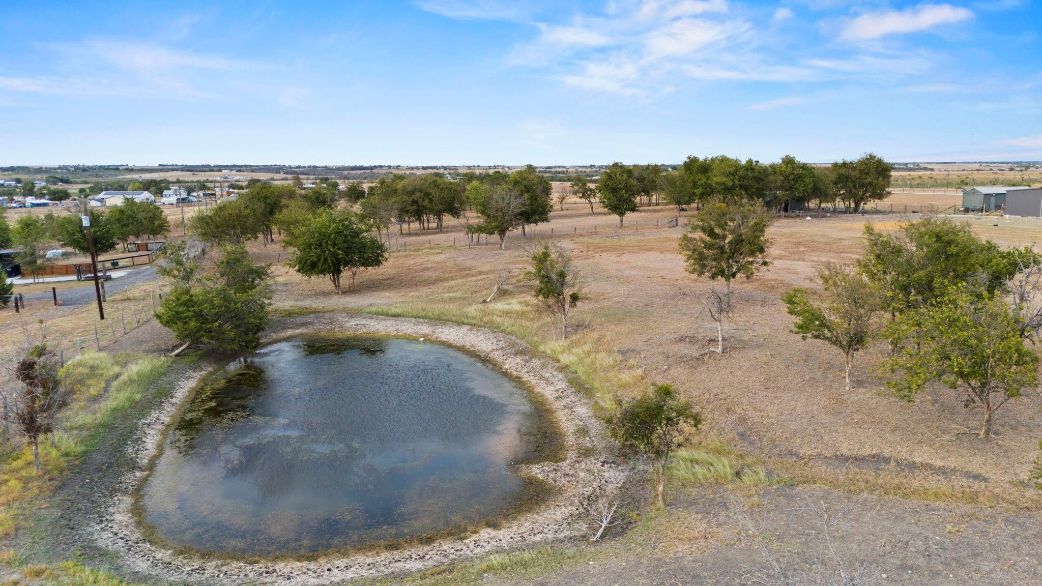 1767 County Road 420, Taylor, TX 76574