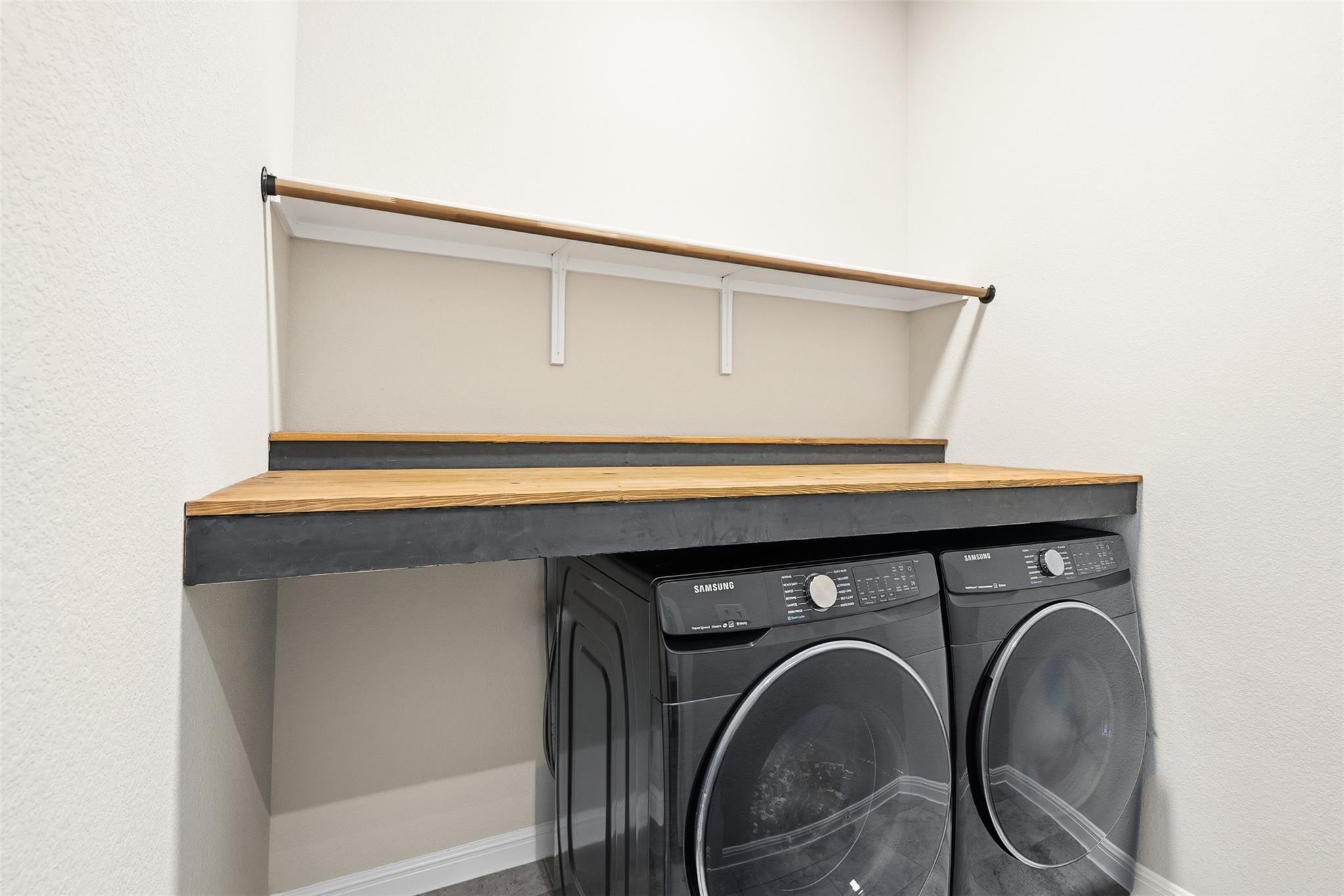 113 Rose Heath Ln, Liberty Hill, TX 78642