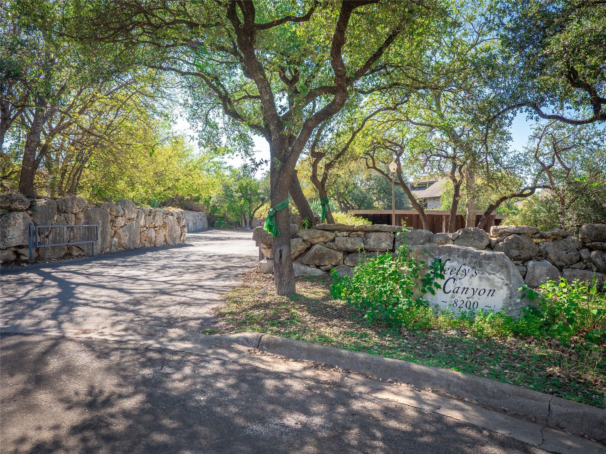 8200 Neely Dr # 202, Austin, TX 78759