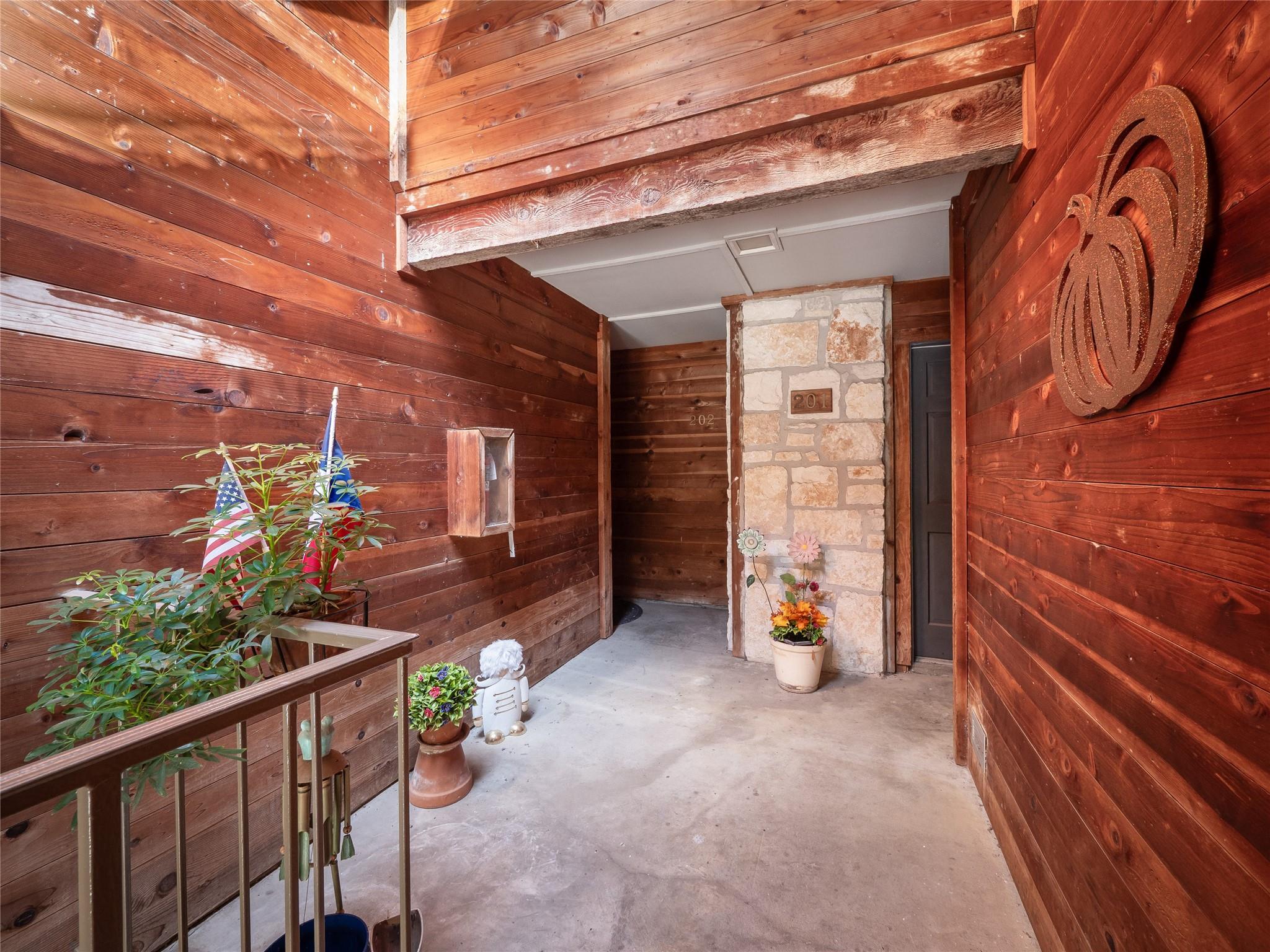 8200 Neely Dr # 202, Austin, TX 78759