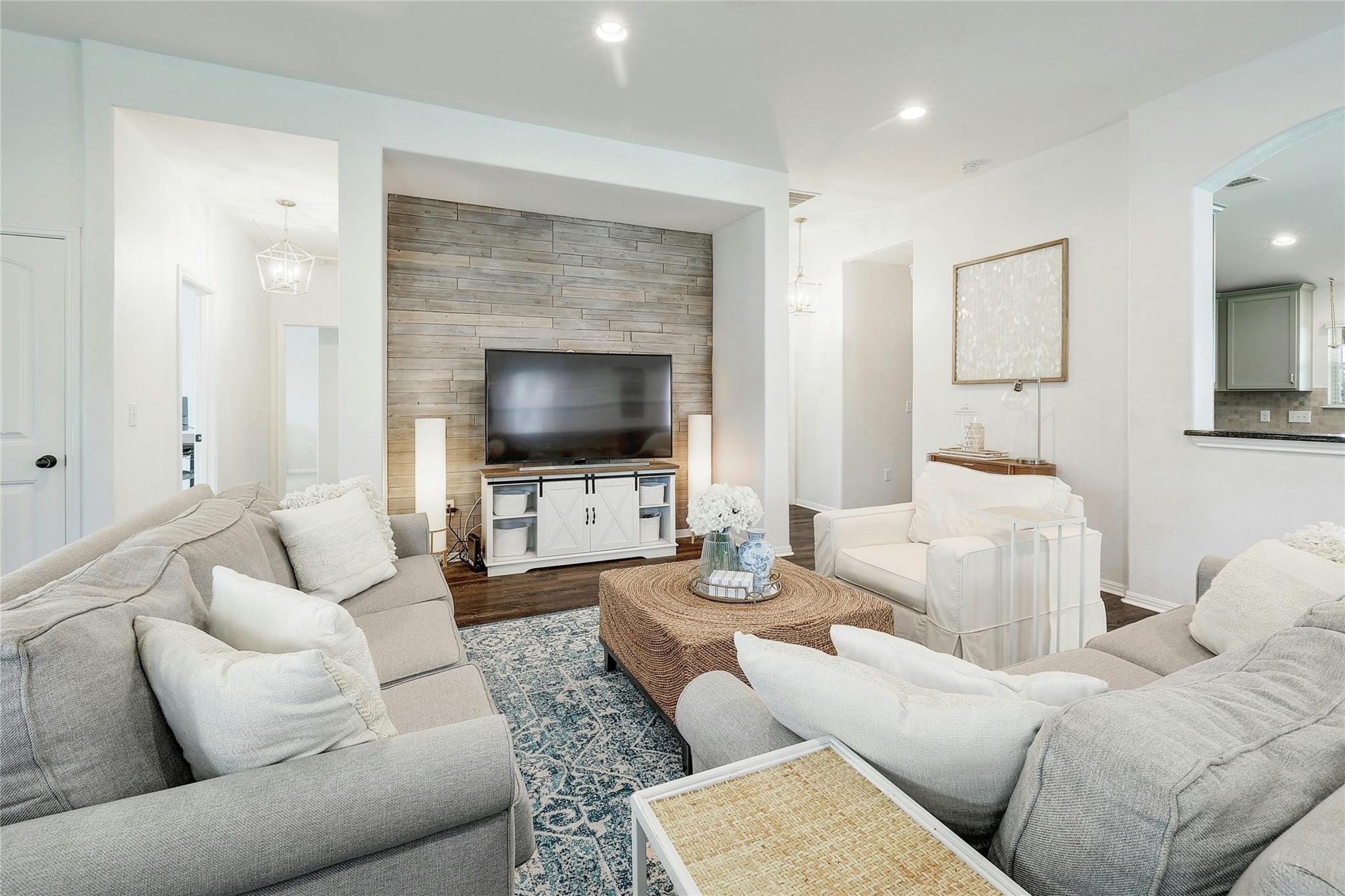 1115 Petroglyph Trl, Pflugerville, TX 78660