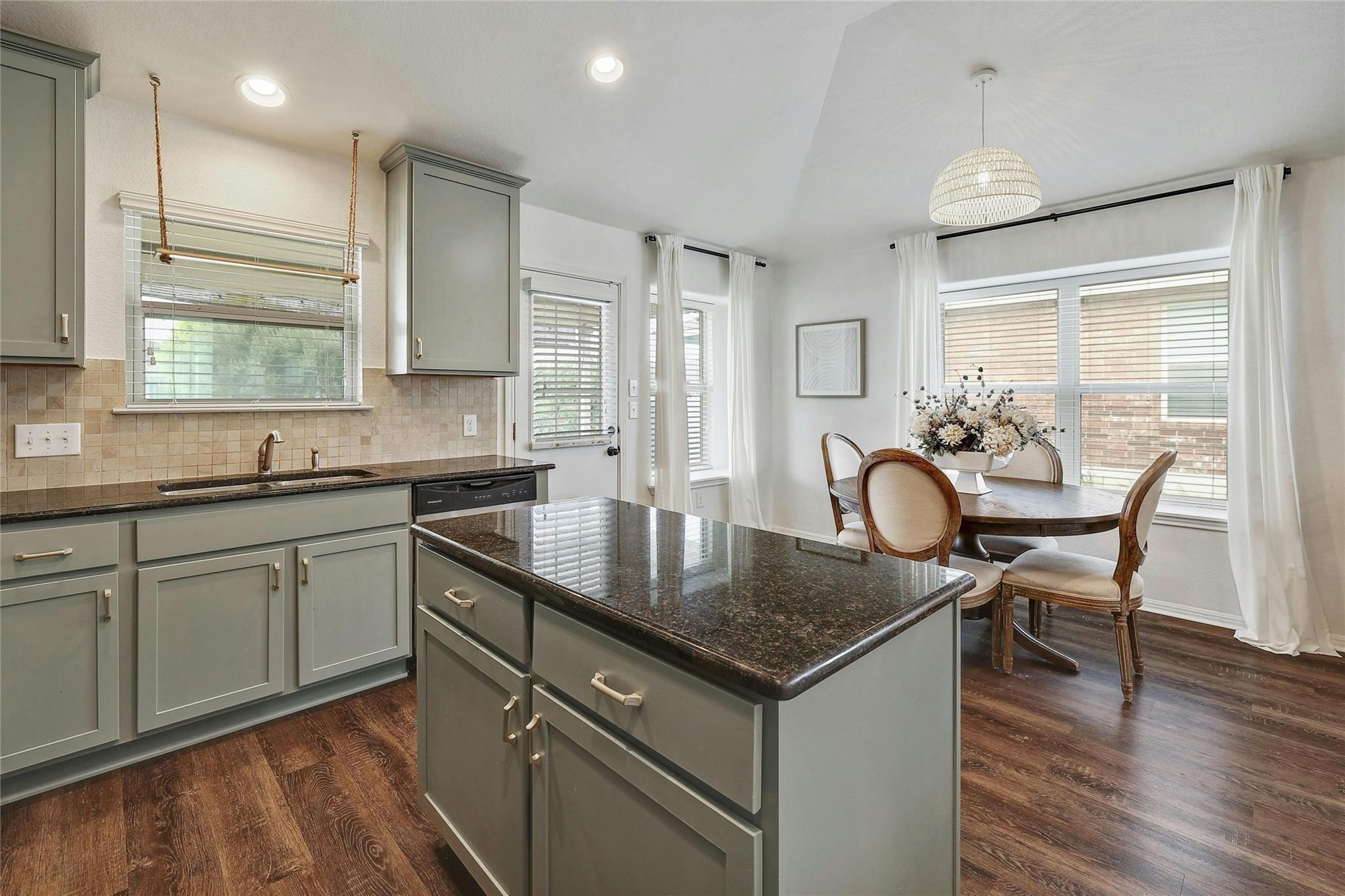 1115 Petroglyph Trl, Pflugerville, TX 78660