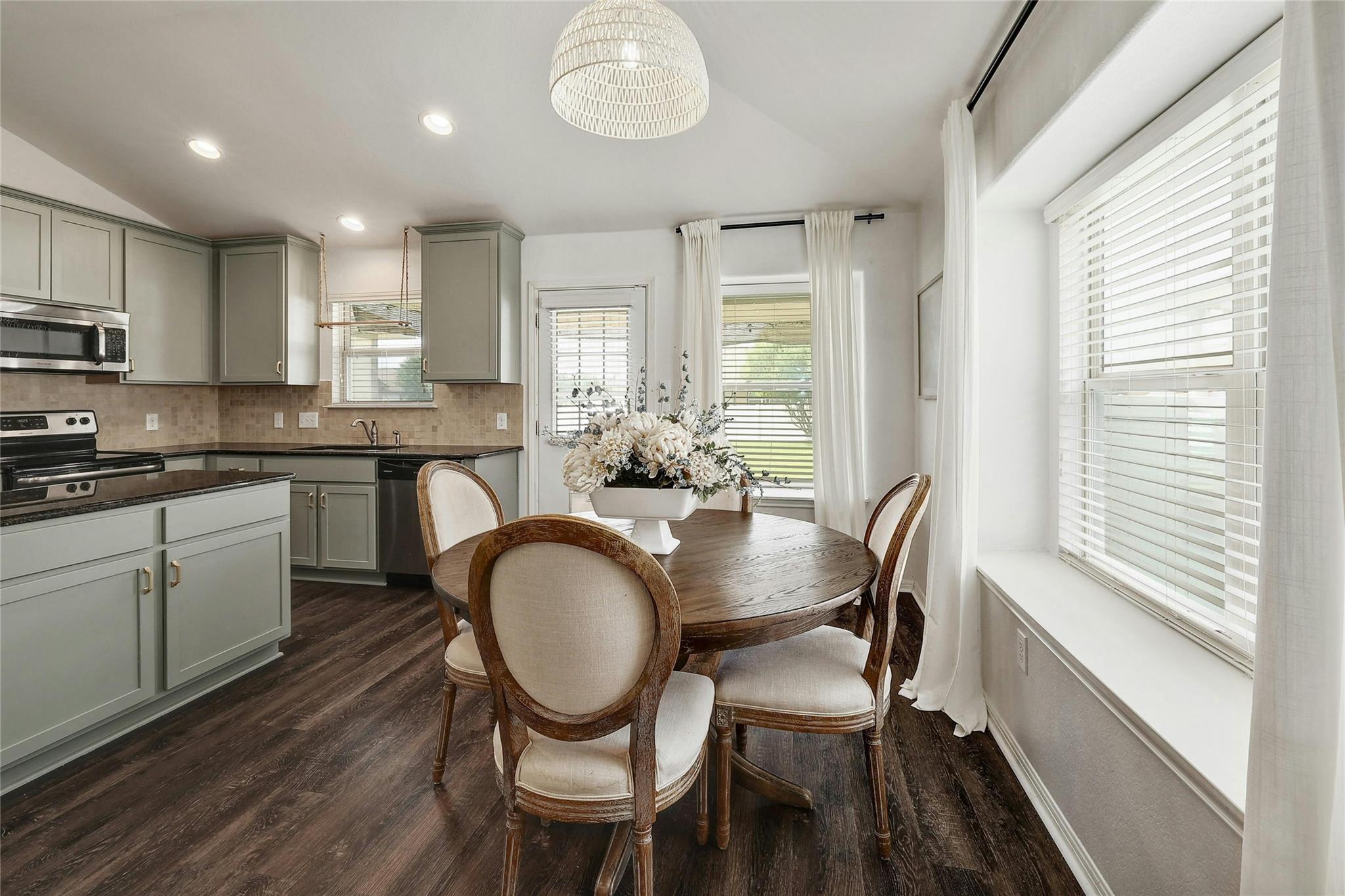 1115 Petroglyph Trl, Pflugerville, TX 78660