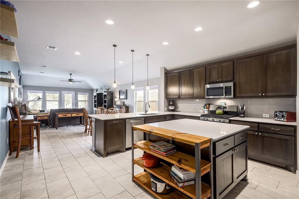 4124 Presidio Ln, Round Rock, TX 78681