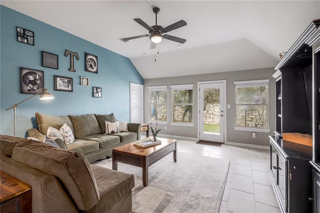 4124 Presidio Ln, Round Rock, TX 78681