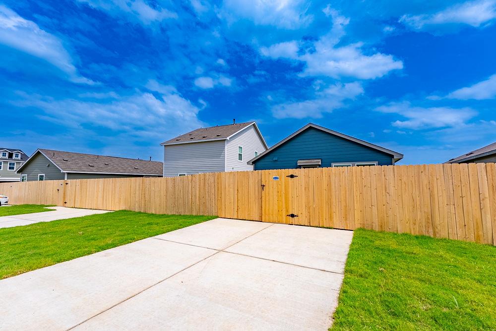 126 Avre Loop, San Marcos, TX 78666