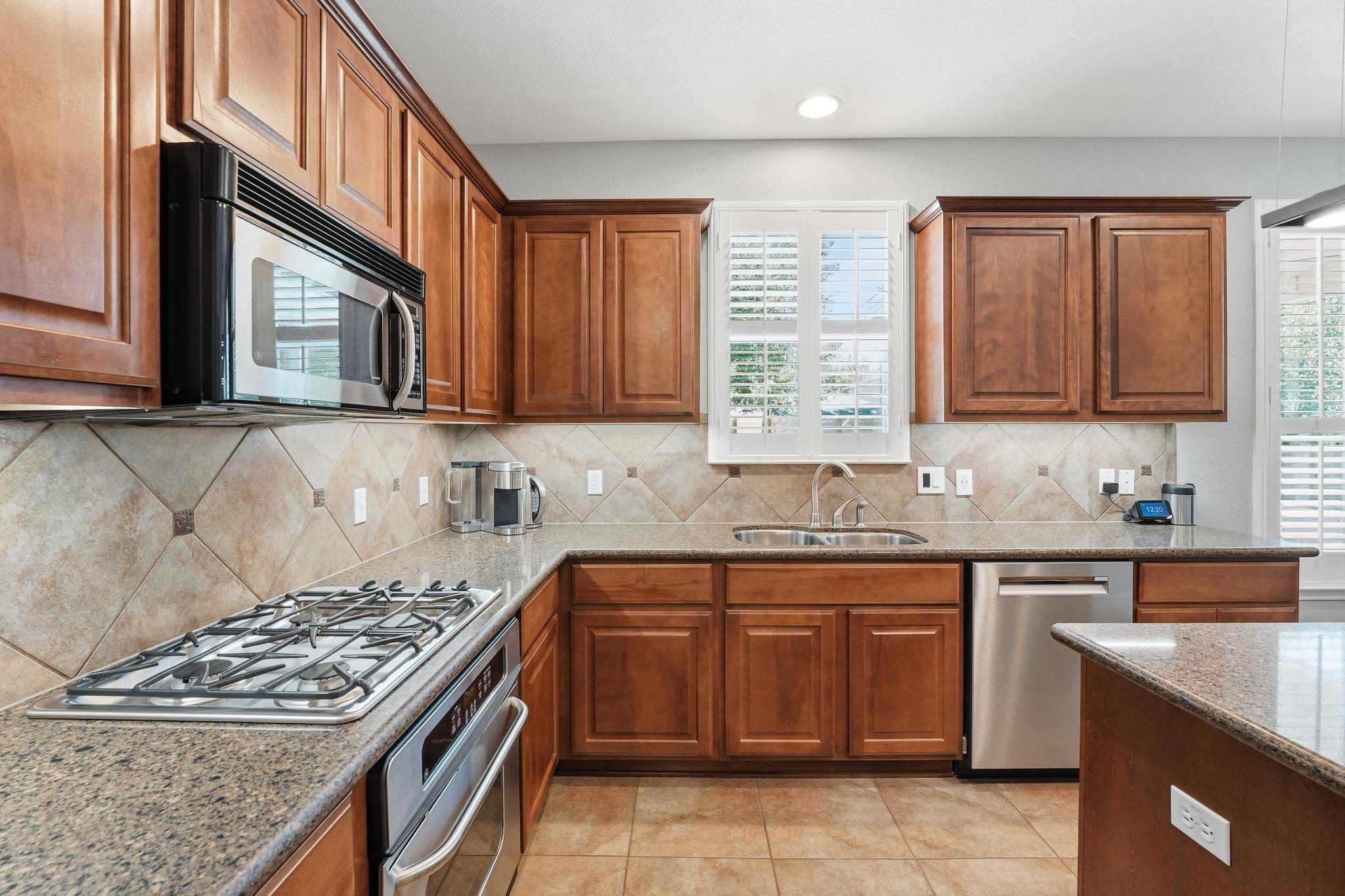 20608 Farm Pond Ln, Pflugerville, TX 78660