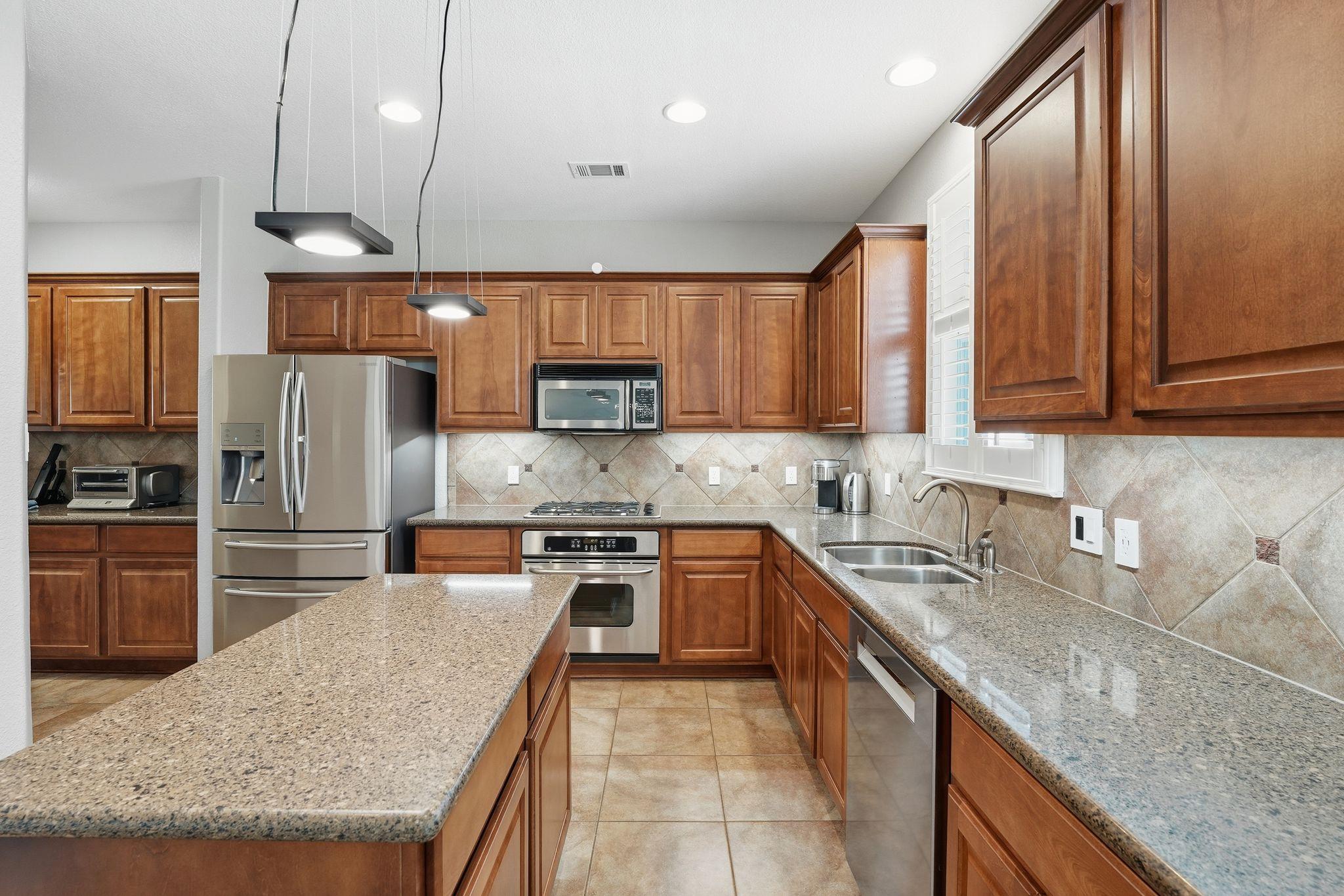 20608 Farm Pond Ln, Pflugerville, TX 78660