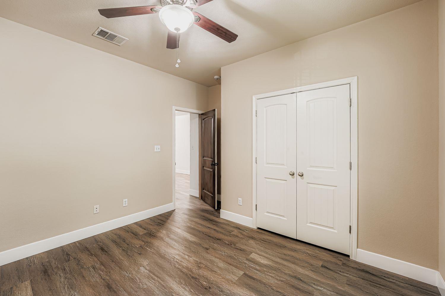 2097 Livonia Dr, Buda, TX 78610