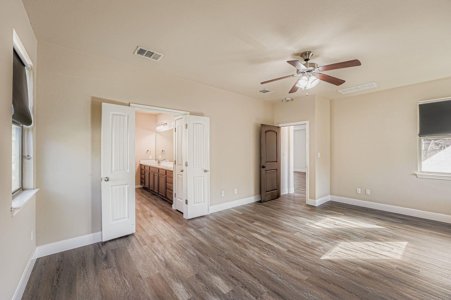 2097 Livonia Dr, Buda, TX 78610